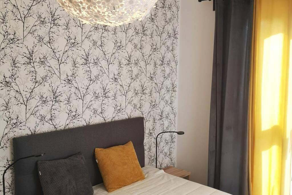 The Yellow Apartment Gdansk Exterior photo