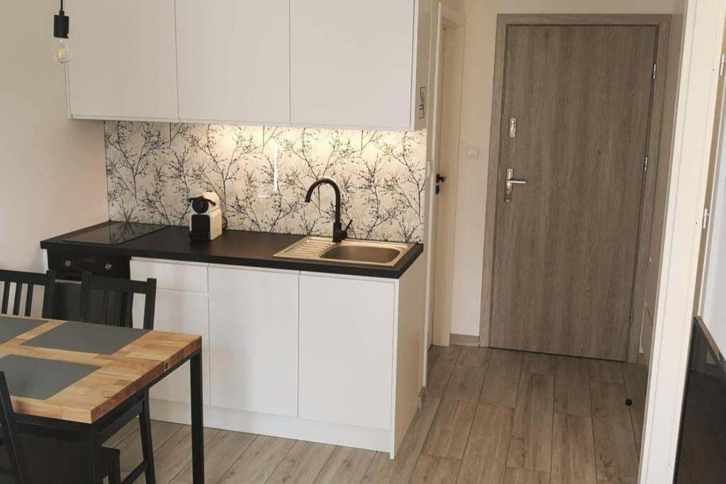 The Yellow Apartment Gdansk Exterior photo